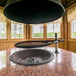 Aurinkoniemi By Interhome Halttula